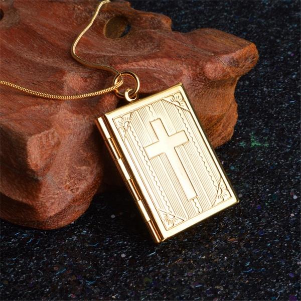 Noble Photo Box Pendant Bible & Cross